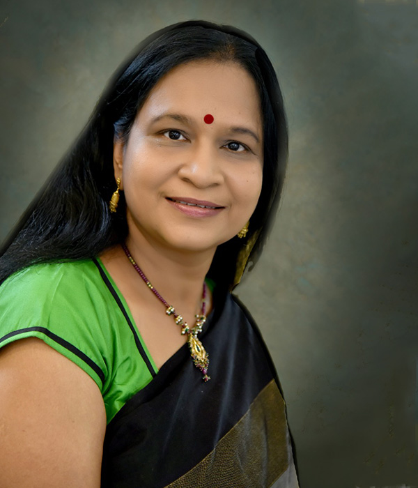 Charu Agarwal (Senior Social Worker)